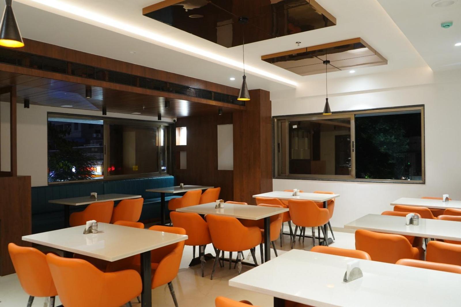 Hotel Drc Нашик Екстер'єр фото